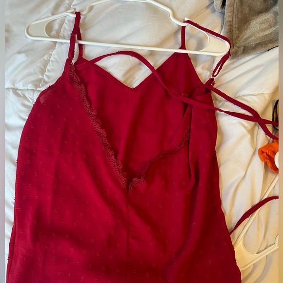 RED TOP - Picture 2 of 2